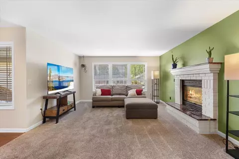3040 Ruby Dr, Medford, OR 97504 photo 8