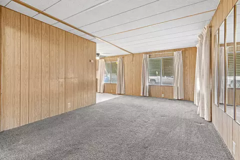 421 Stevens Rd #21, Eagle Point, OR 97524 photo 4
