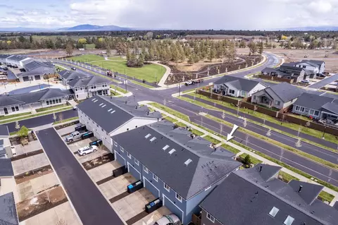 View/Area - 3735 Eagle Rd, Bend, OR 97701 photo 1 of 20