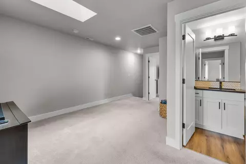 Entry Way - 3735 Eagle Rd, Bend, OR 97701 photo 2 of 2