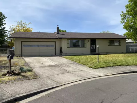 3088 Via Verde Cir, White City, OR 97503