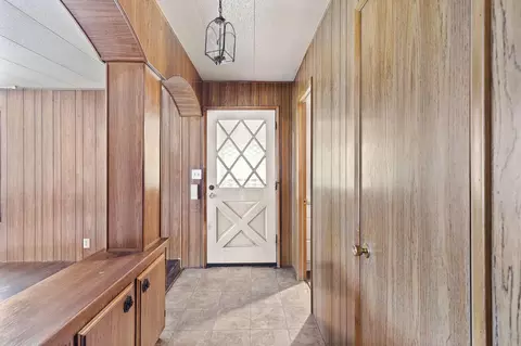 1111 Summit Loop, Grants Pass, OR 97527 photo 8