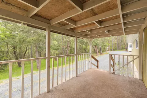 1111 Summit Loop, Grants Pass, OR 97527 photo 7