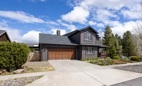 2936 NW Shevlin Meadow Dr, Bend, OR 97703