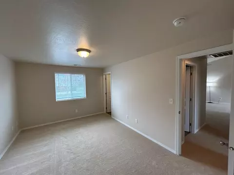Bedroom - 63773 Hunters Cir, Bend, OR 97701 photo 1 of 2