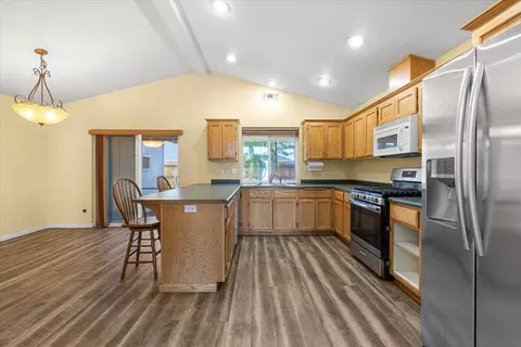 1336 Hawk Dr, Central Point, OR 97502 photo 8