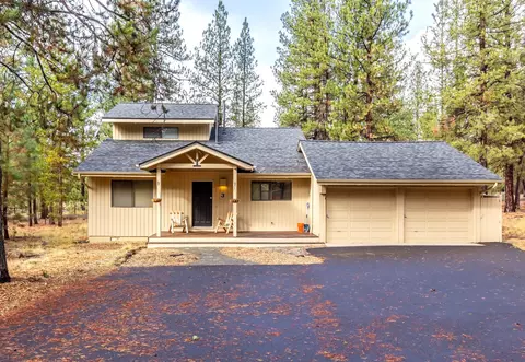 57377 Lost Ln, Sunriver, OR 97707 photo 2