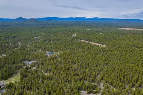 54970 Roundtree Ln, Bend, OR 97707 photo 16