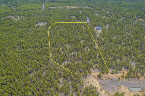 54970 Roundtree Ln, Bend, OR 97707 photo 9