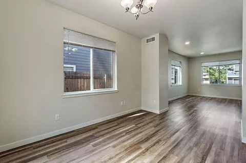 418 Oak St, Phoenix, OR 97535 photo 12
