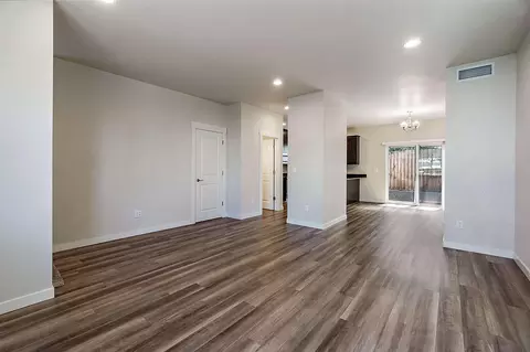 418 Oak St, Phoenix, OR 97535 photo 9