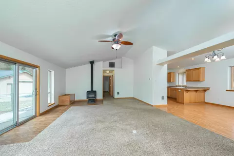 16146 Aqua Rd, La Pine, OR 97739 photo 6