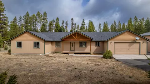 16146 Aqua Rd, La Pine, OR 97739 photo 3