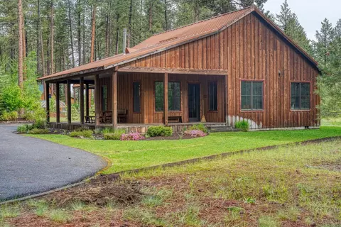26060 SW Potlatch Ln, Camp Sherman, OR 97730