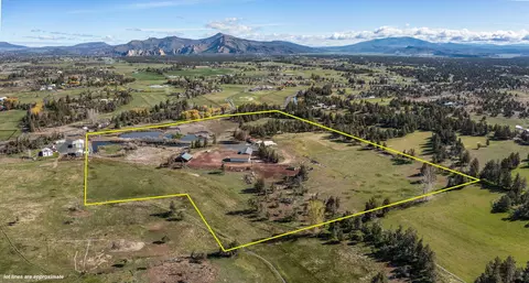 930 NE King Way, Redmond, OR 97756