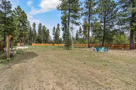 Exterior - 56065 Stellar Dr, Bend, OR 97707 photo 2 of 6