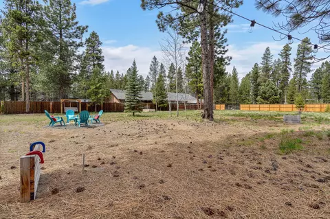 Exterior - 56065 Stellar Dr, Bend, OR 97707 photo 3 of 6