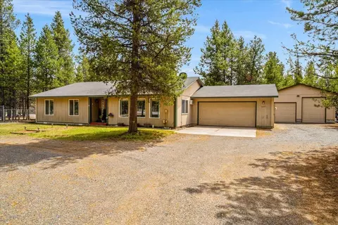 16015 Twin Dr, La Pine, OR 97739