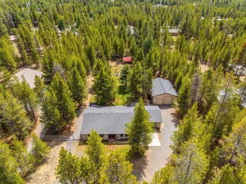 View/Area - 16015 Twin Dr, La Pine, OR 97739 photo 2 of 4