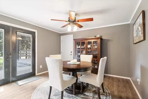 Dining - 16015 Twin Dr, La Pine, OR 97739 photo 1 of 1
