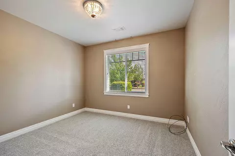 1321 N Haskell St, Central Point, OR 97502 photo 34