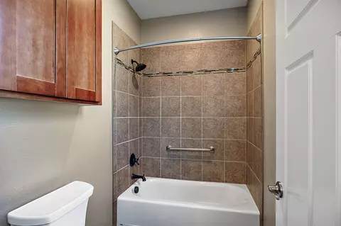 1321 N Haskell St, Central Point, OR 97502 photo 37