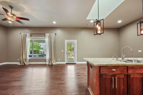 1321 N Haskell St, Central Point, OR 97502 photo 18