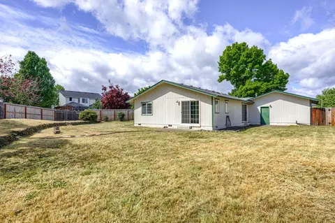 1158 Hampton Dr, Central Point, OR 97502 photo 36
