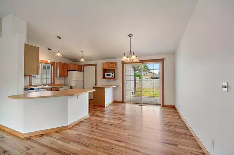 1158 Hampton Dr, Central Point, OR 97502 photo 16