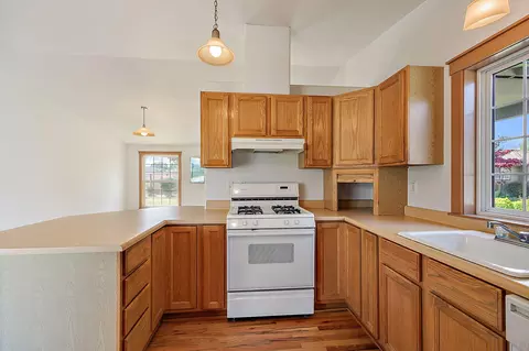 1158 Hampton Dr, Central Point, OR 97502 photo 19