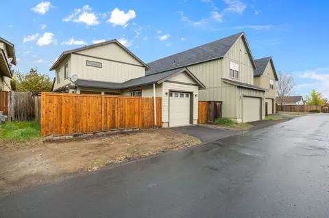 Exterior - 63156 Lancaster St, Bend, OR 97701 photo 11 of 18