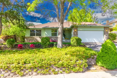 4645 Eagle Trace Dr, Medford, OR 97504