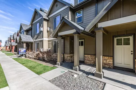 431 NW 25th St #431, Redmond, OR 97756