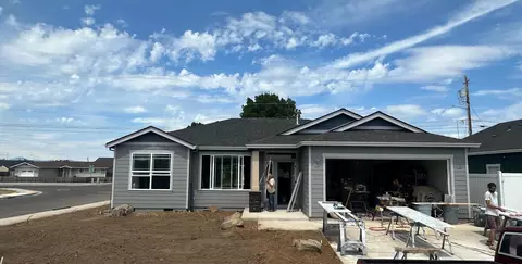 3781 Nicholas Way, White City, OR 97503