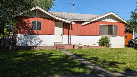 116 Elm St, Medford, OR 97501