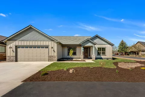 205 NW Saddle Ridge Loop, Prineville, OR 97754