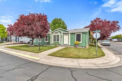 1269 Ivan Ln, Central Point, OR 97502