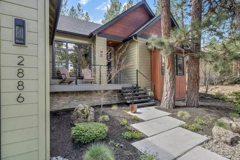2886 NW Melville Dr, Bend, OR 97703