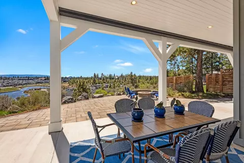 Exterior - 2947 NW Celilo Ln, Bend, OR 97703 photo 9 of 14