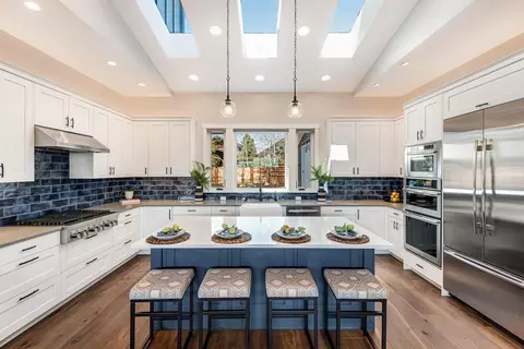 Kitchen - 2947 NW Celilo Ln, Bend, OR 97703 photo 1 of 8
