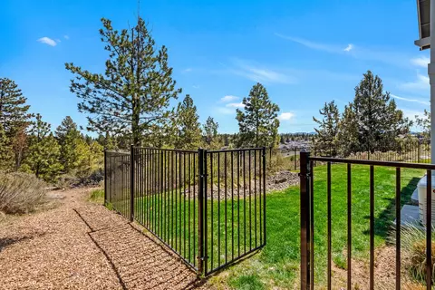 Exterior - 2947 NW Celilo Ln, Bend, OR 97703 photo 14 of 14