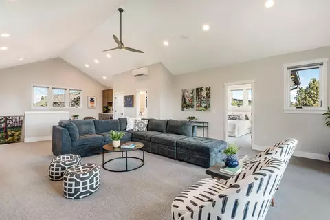 Living - 2947 NW Celilo Ln, Bend, OR 97703 photo 5 of 6