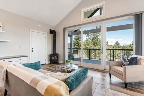 Living - 2947 NW Celilo Ln, Bend, OR 97703 photo 6 of 6