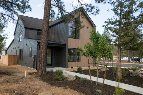 976 W Mckenzie Hwy #LOT 55, Sisters, OR 97759