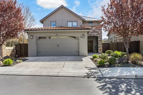 63085 NW Via Cambria, Bend, OR 97703