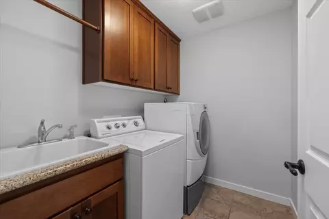 237 Echo Way, Eagle Point, OR 97524 photo 25
