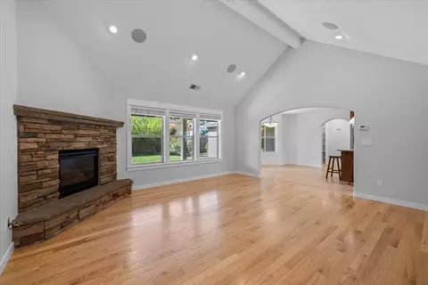 237 Echo Way, Eagle Point, OR 97524 photo 9