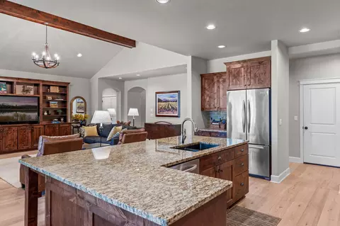 Kitchen - 2832 NW Mcdermott Pl, Bend, OR 97703 photo 3 of 6