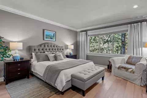 Bedroom - 2832 NW Mcdermott Pl, Bend, OR 97703 photo 1 of 4