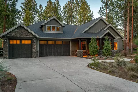 Exterior - 2832 NW Mcdermott Pl, Bend, OR 97703 photo 8 of 8